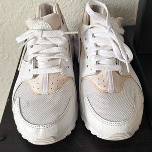 Nike Kids White and Tan Sneakers